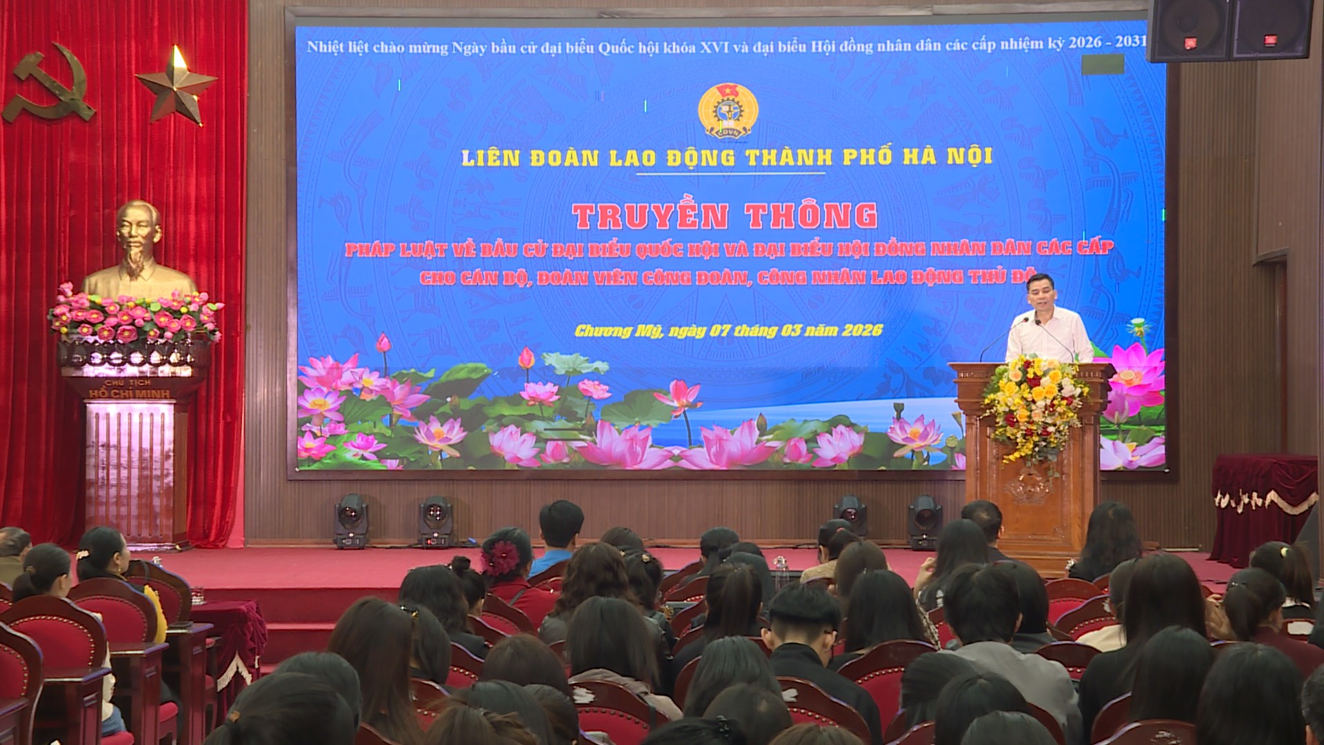 Tuyên truyền về bầu cử trong công nhân lao động Thủ đô