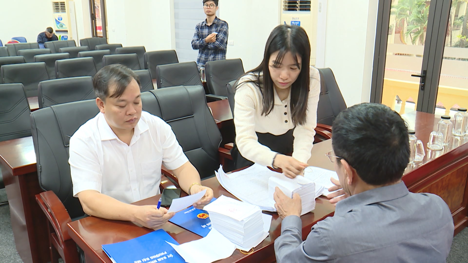 Hà Nội phát thẻ cử tri cho hơn 6 triệu cử tri