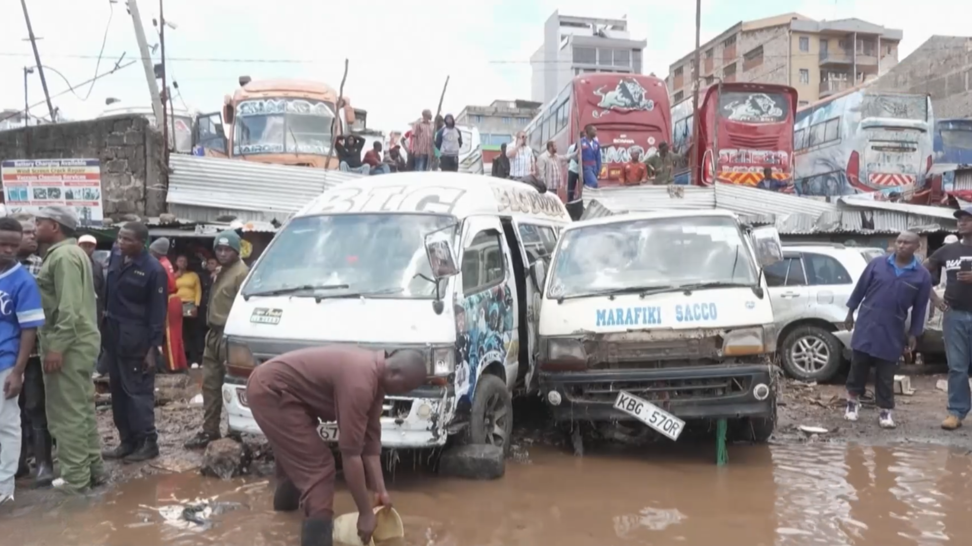 Hàng chục người thiệt mạng vì lũ lụt tại Kenya