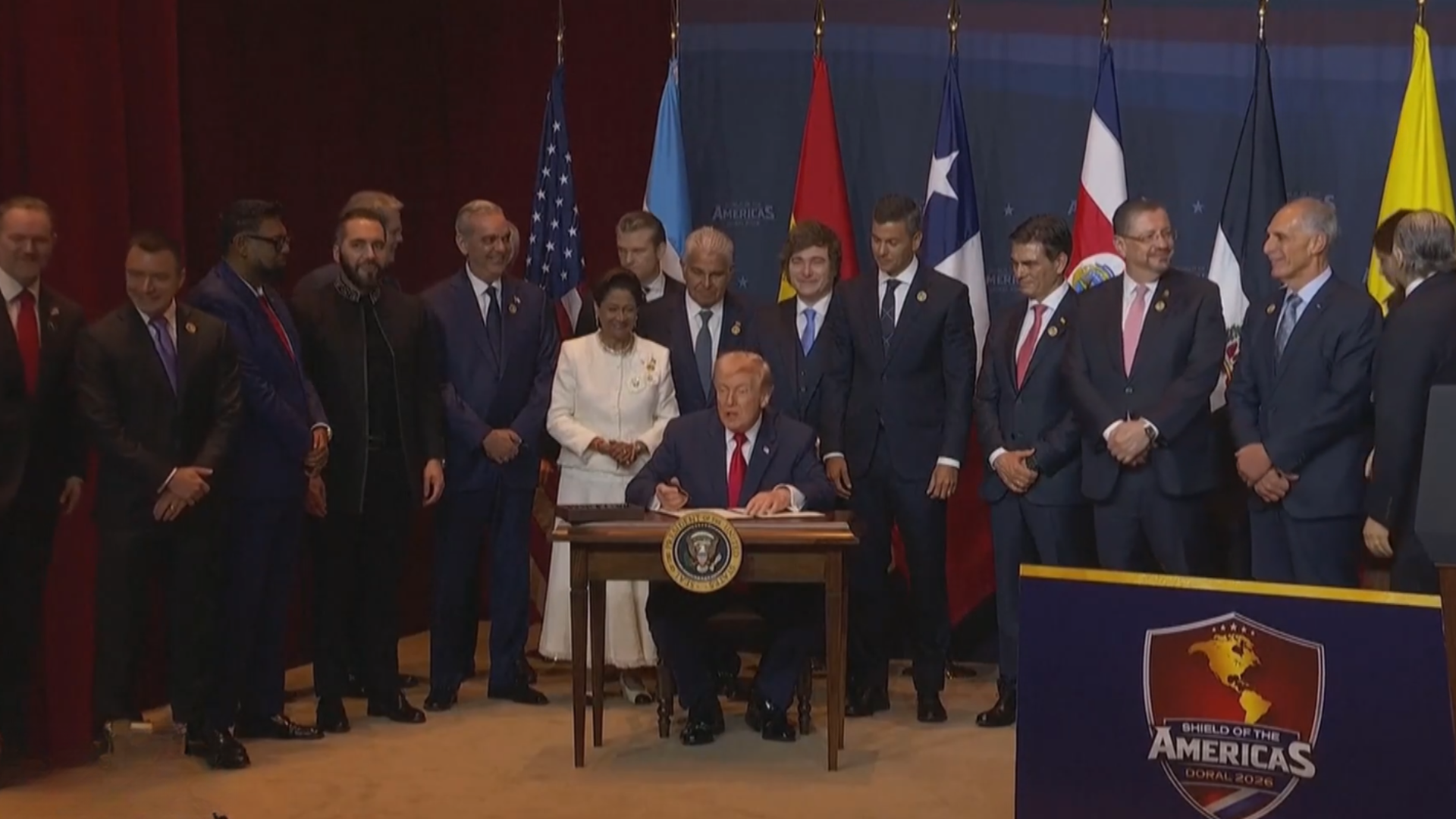 Đằng sau Sáng kiến 'Lá chắn châu Mỹ' của ông Trump