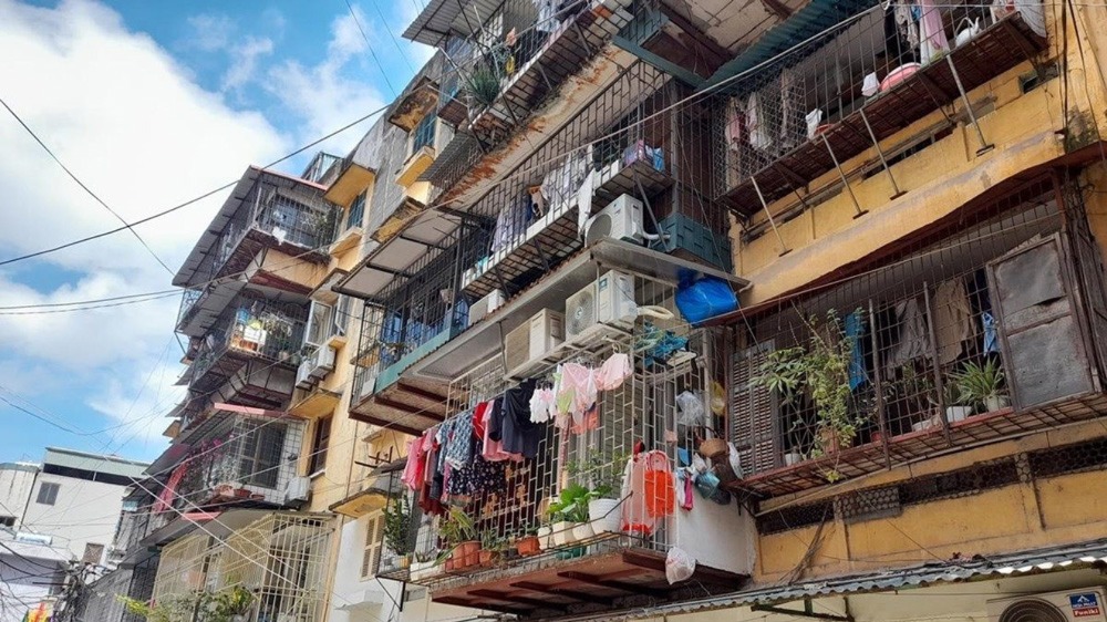 Tái thiết đô thị từ việc cải tạo chung cư cũ