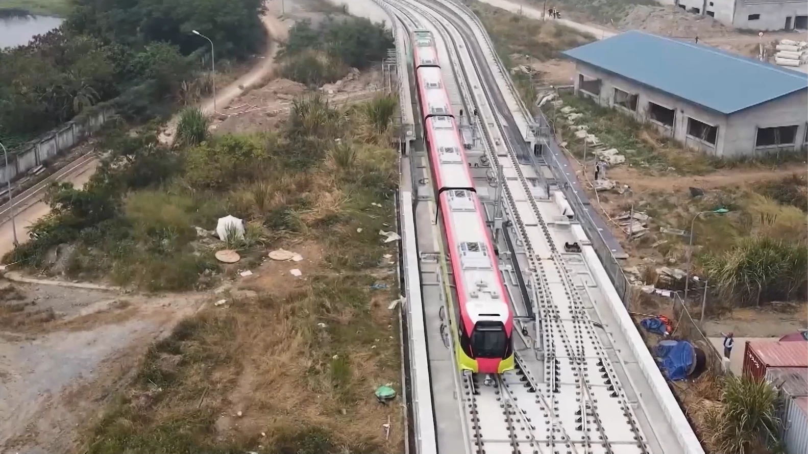 Giá đất tăng mạnh dọc tuyến metro, cảnh báo rủi ro 'sốt ảo'