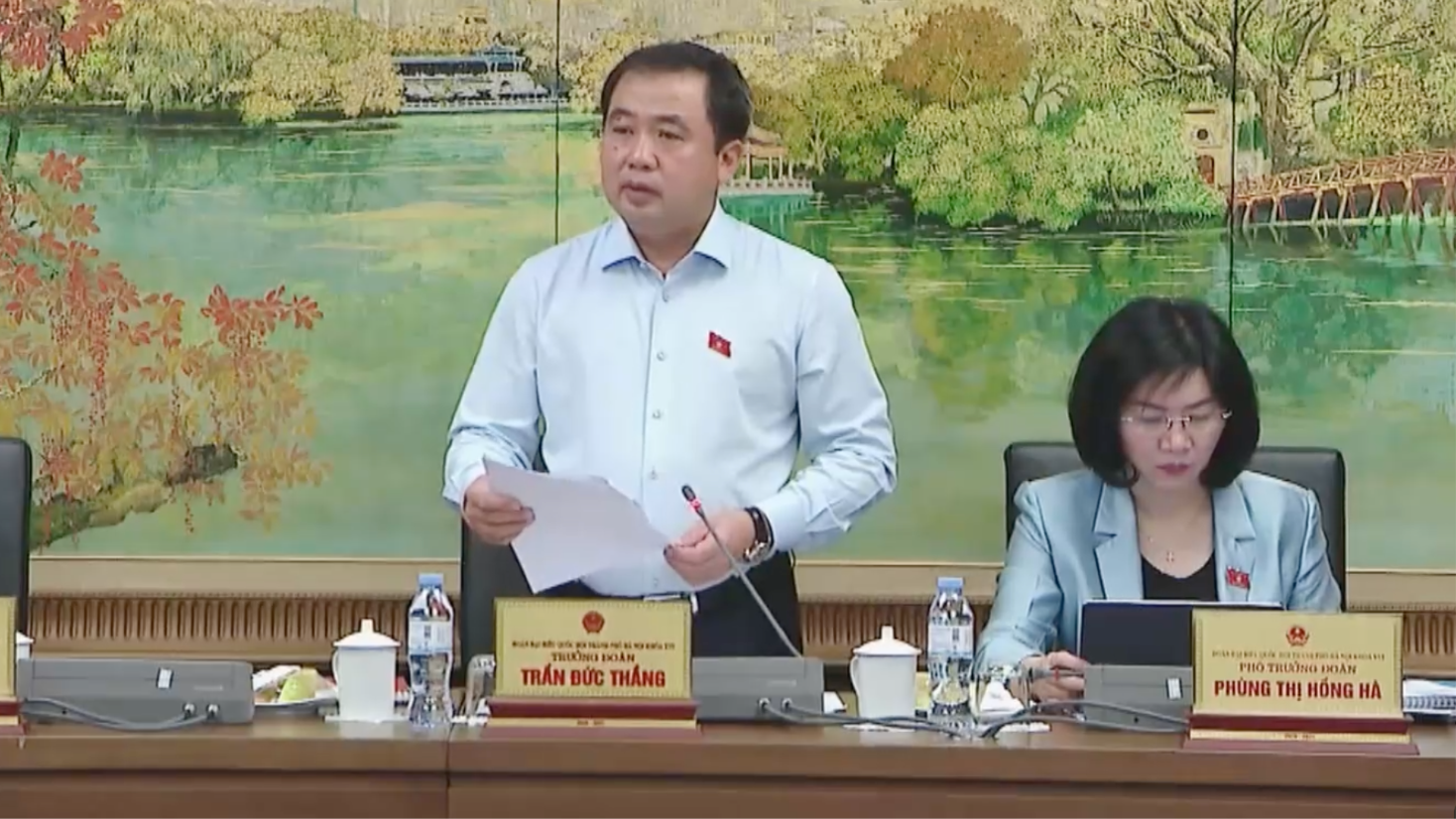 Đề xuất giao Chính phủ chủ động thời hạn, mức thuế xăng dầu