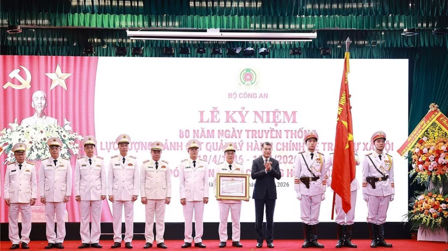 Xây dựng lực lượng cảnh sát QLHC TTXH chính quy, tinh nhuệ, hiện đại