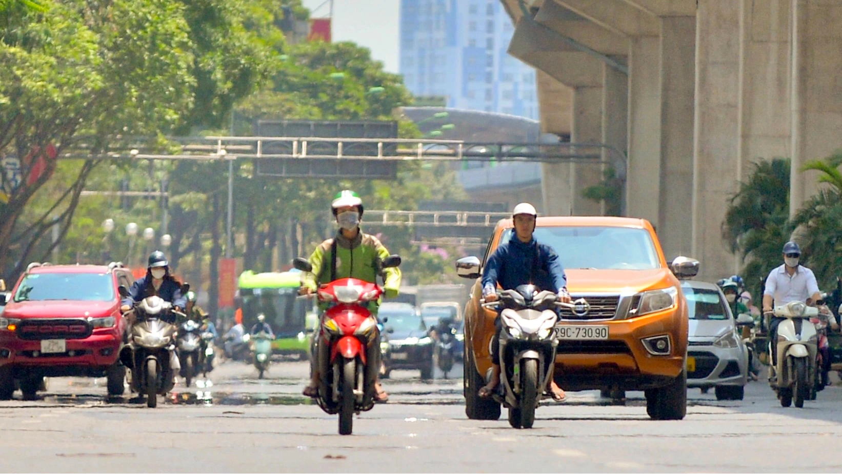 Thời tiết 12/4: TP. Hà Nội có mưa dông vào chiều và đêm