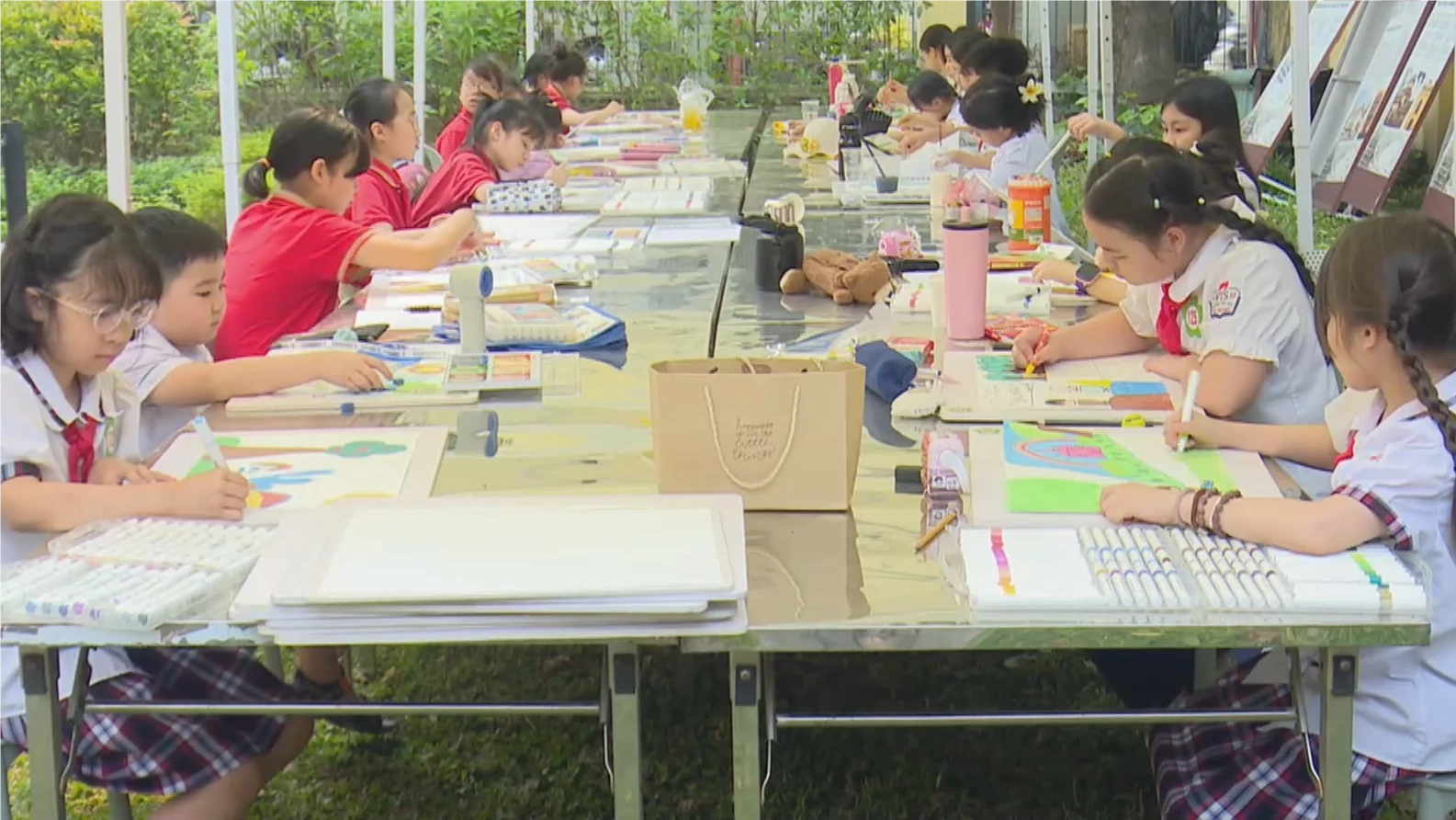 Hành trình lan tỏa văn hóa đọc qua từng nét vẽ