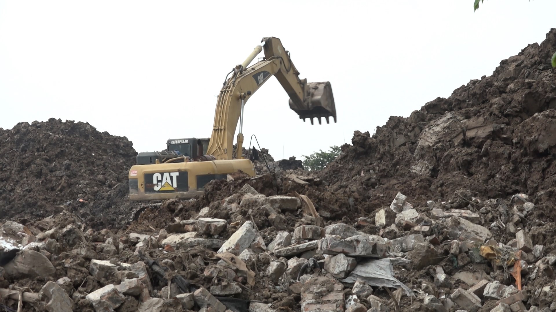 Tháo gỡ vướng mắc giải phóng mặt bằng nút giao Phạm Tu – Xa La