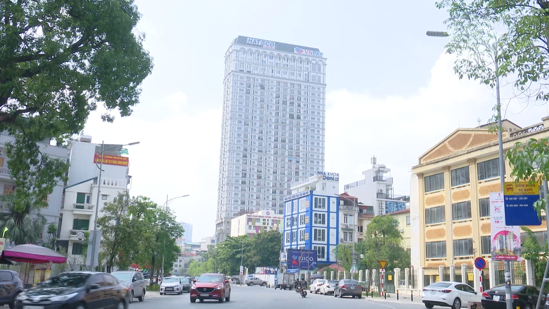 Giá bán căn hộ ở Hà Nội neo cao, thanh khoản suy giảm