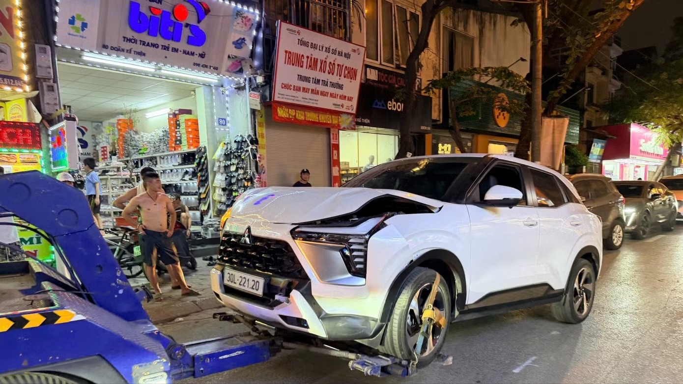 Làm rõ vụ nữ tài xế ô tô va chạm liên hoàn ở Hà Nội