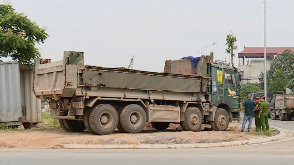 Hà Nội tổng rà soát xe tải tự đổ trên 15 tấn