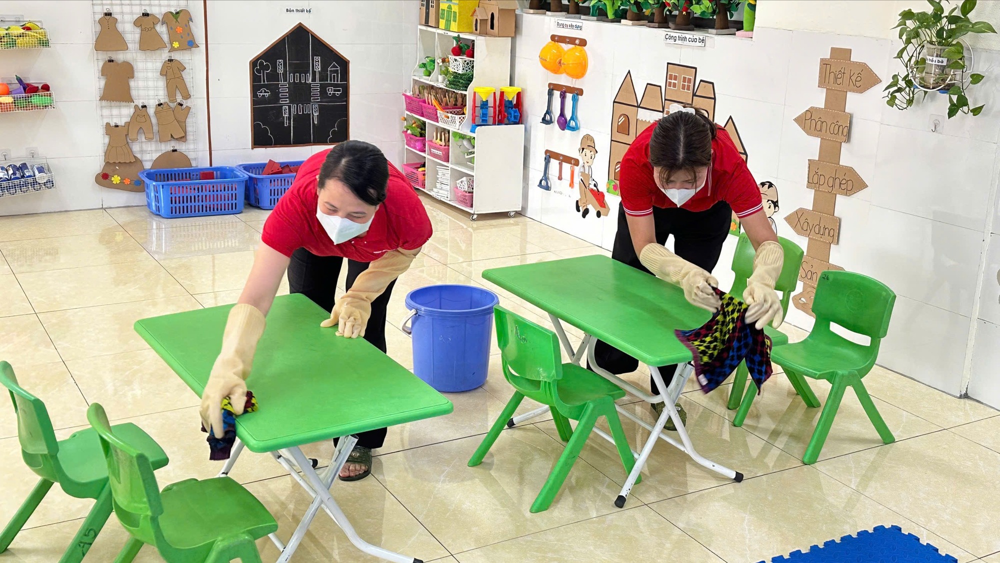 Số ca mắc tay chân miệng tăng mạnh, các trường học siết chặt phòng dịch