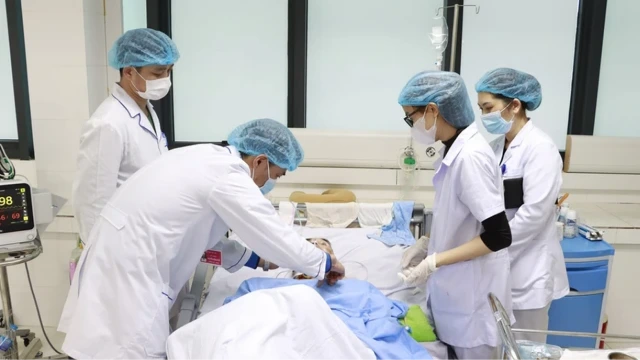 Y tế Hà Nội tập trung nguồn lực cho tuyến cơ sở