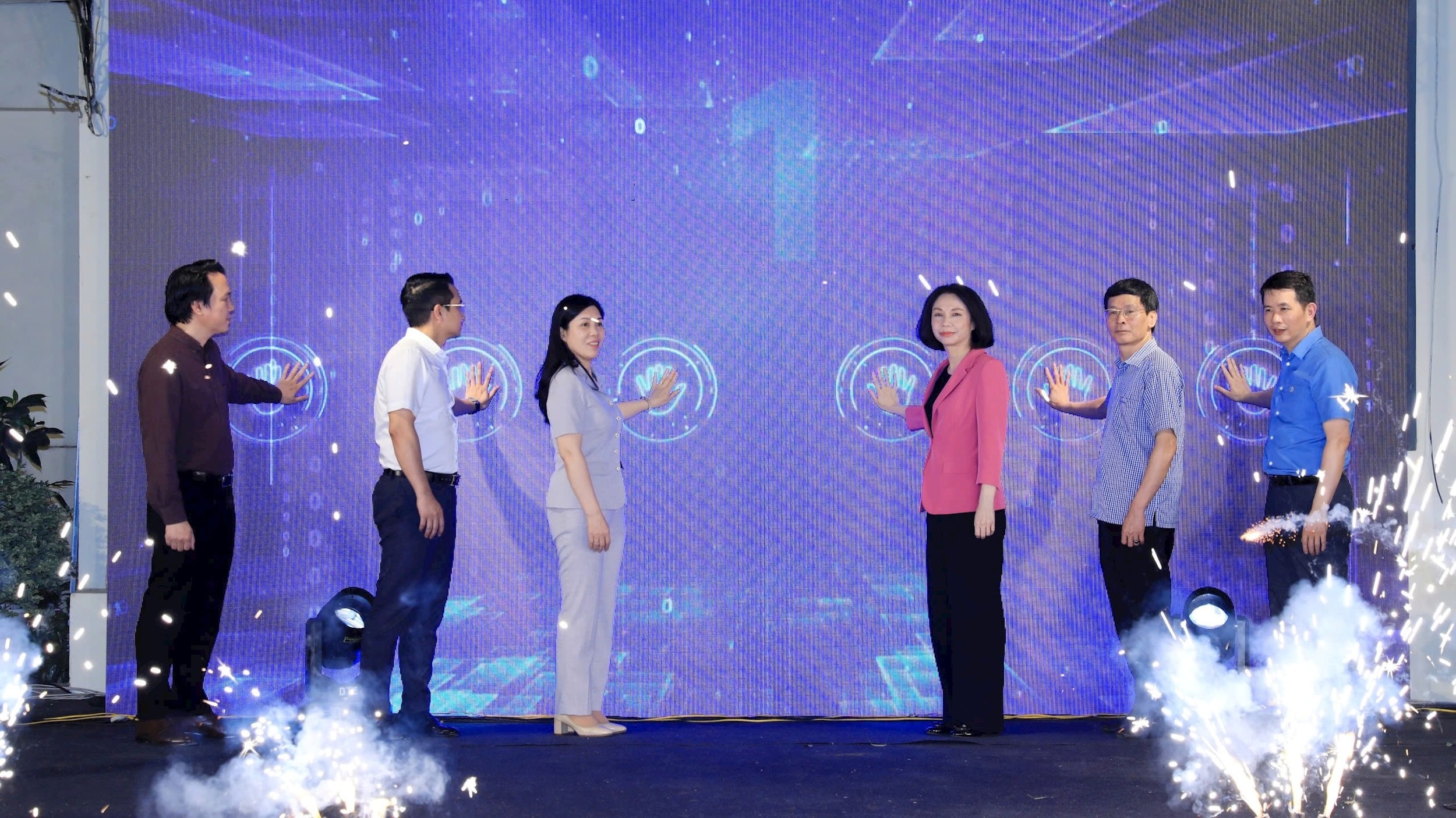 Hà Nội ra mắt Cổng thông tin An toàn thực phẩm