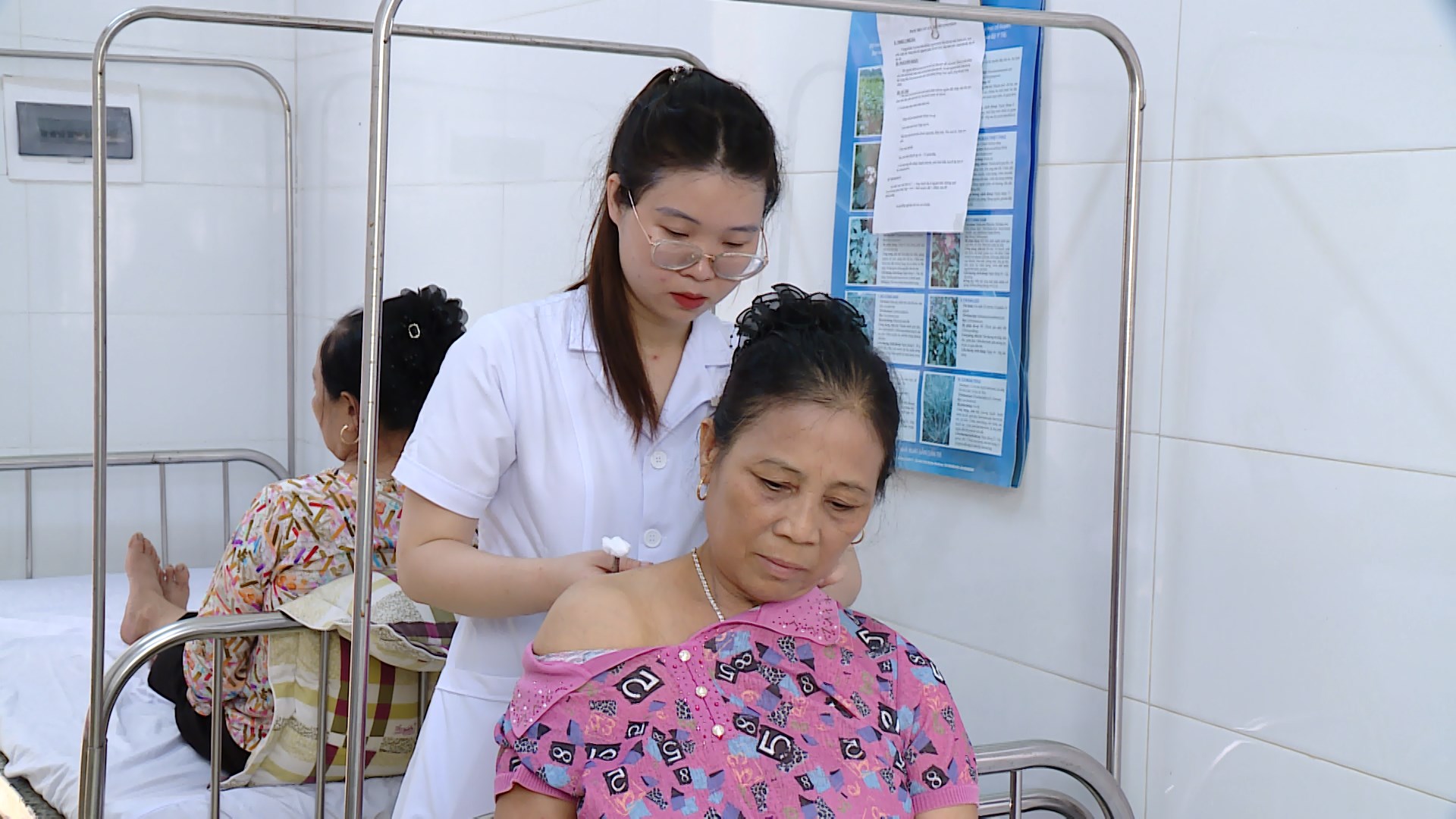 Phát huy y học cổ truyền trong chăm sóc sức khỏe toàn dân