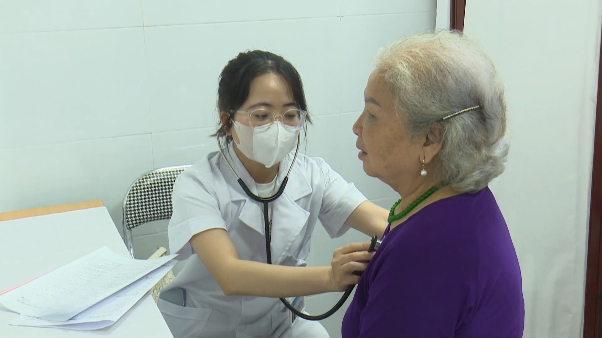 Để mỗi người dân đều được tiếp cận chăm sóc y tế