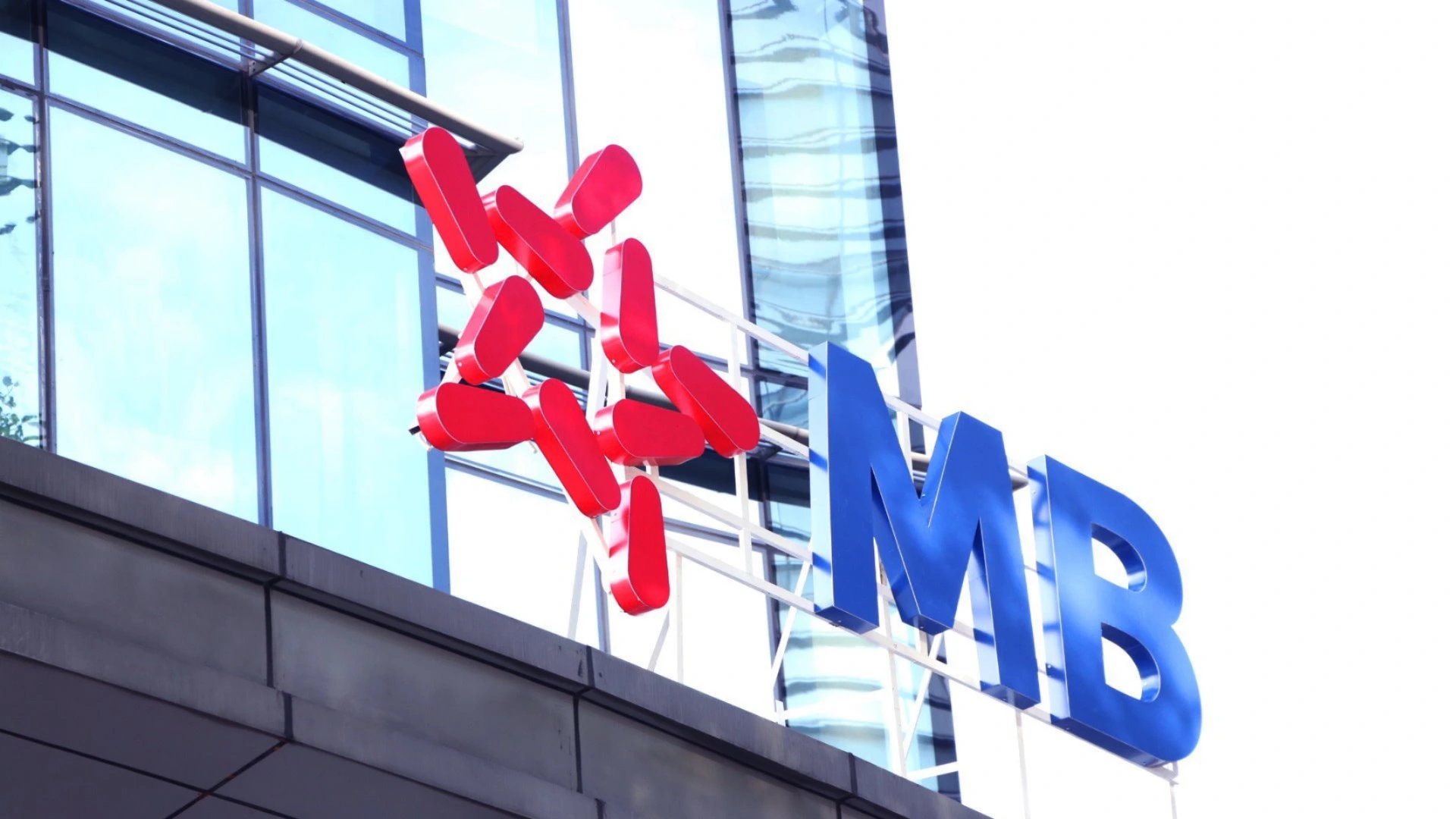 MB sẽ tăng vốn điều lệ lên 102.000 tỷ đồng, chia cổ tức 25%