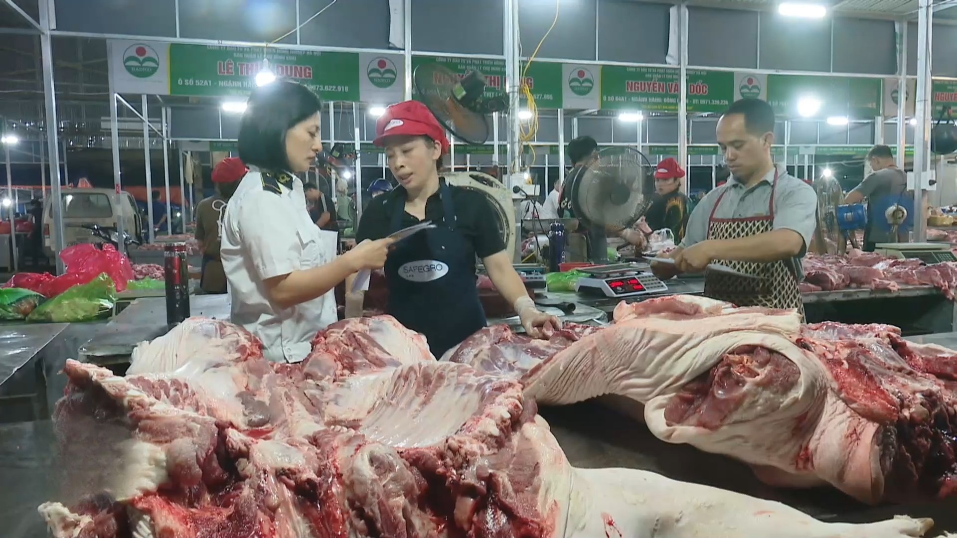 Siết chặt kiểm soát thị trường thực phẩm