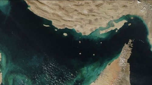 Iran tái áp đặt phong tỏa eo biển Hormuz