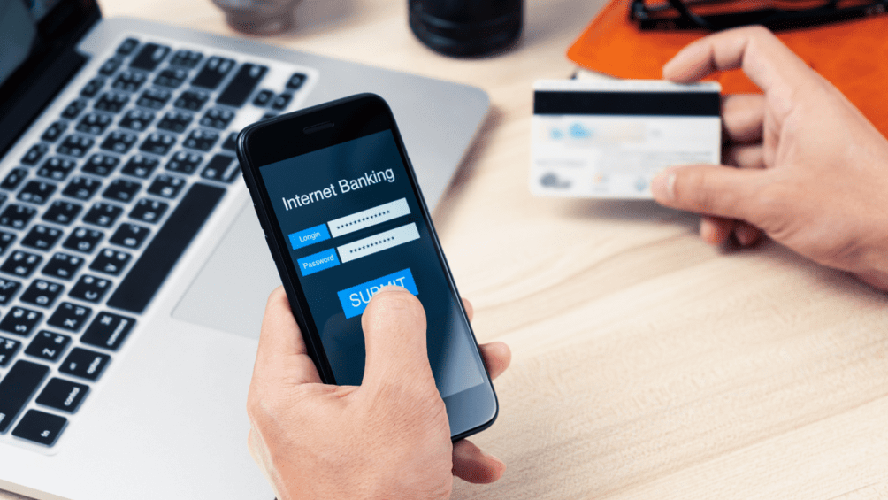 Từ 21/4, chuyển khoản trên 500 triệu không còn được chuyển nhanh 24/7