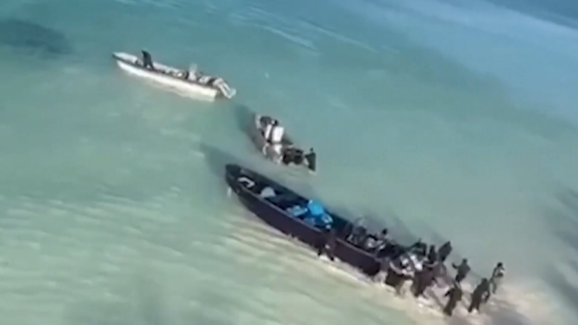 Dominica thu giữ 1,6 tấn cocaine sau cuộc truy quét ngoài khơi