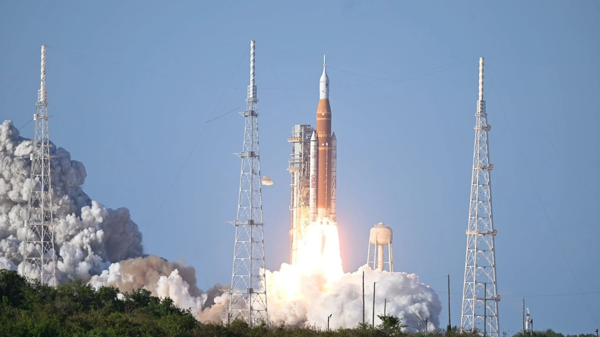 Mỹ đưa con người tiến gần Mặt trăng sau nửa thế kỷ