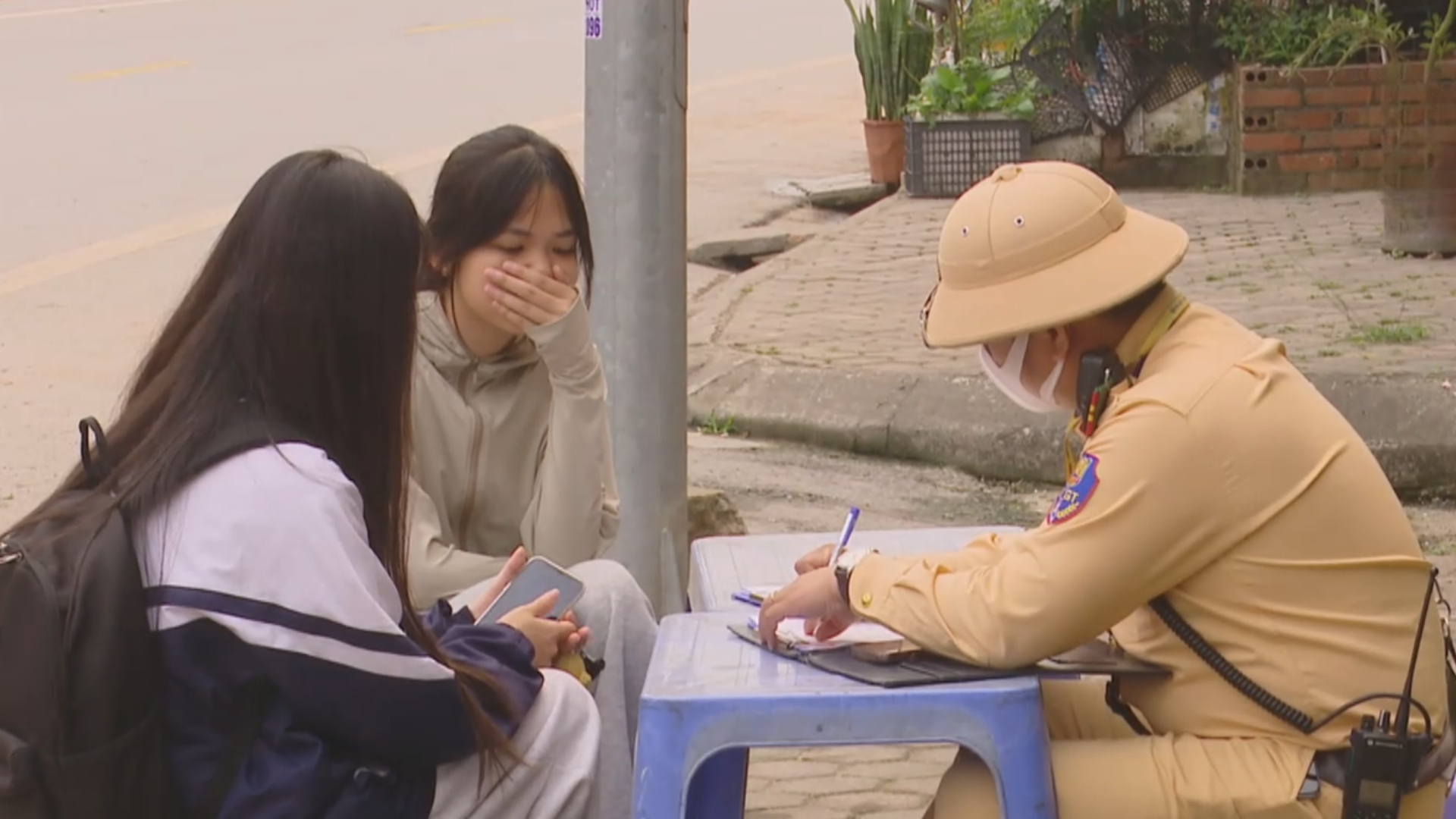 Nâng cao ý thức tham gia giao thông cho học sinh