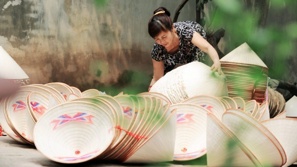 Xanh hóa làng nghề: Hướng đi bền vững cho du lịch Thủ đô