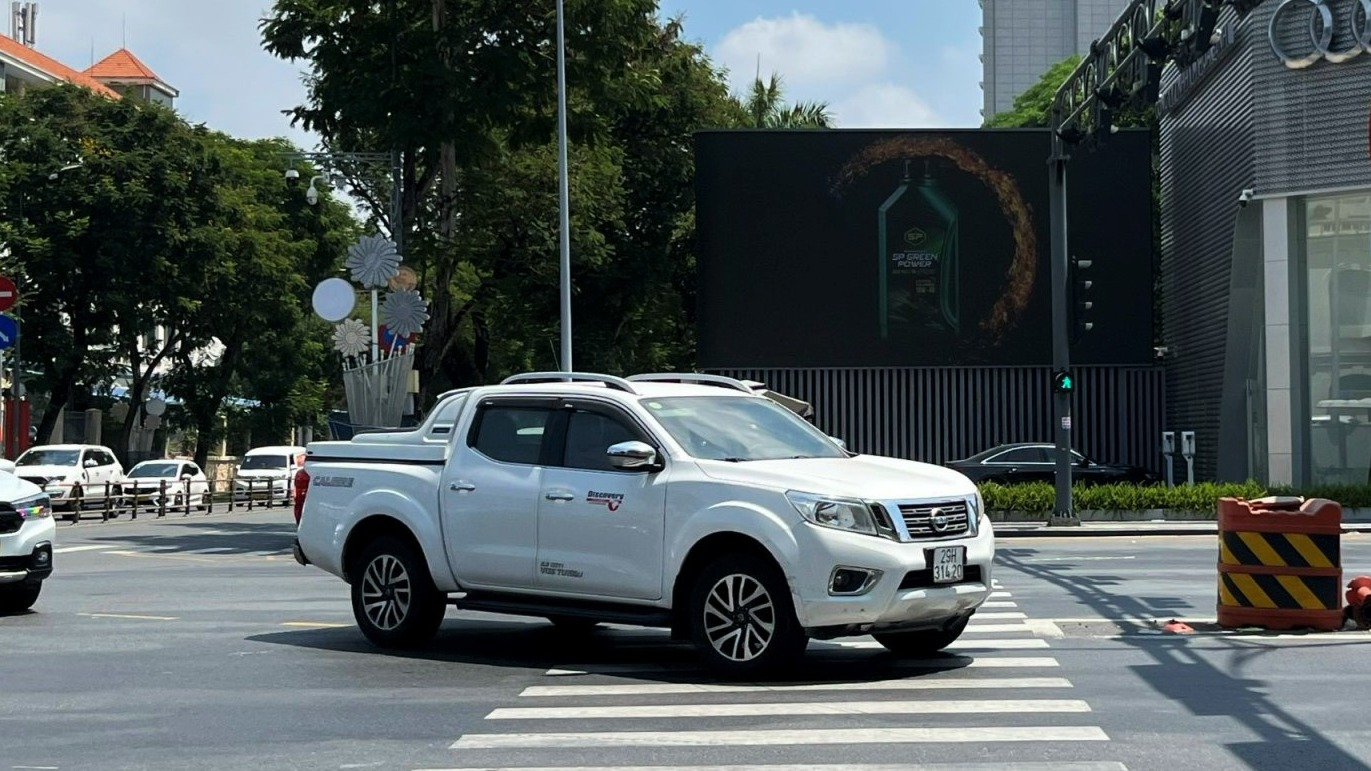 Xung quanh quy định cấm xe bán tải vào nội đô