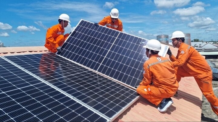 Hà Nội khuyến khích phát triển điện năng lượng mặt trời 