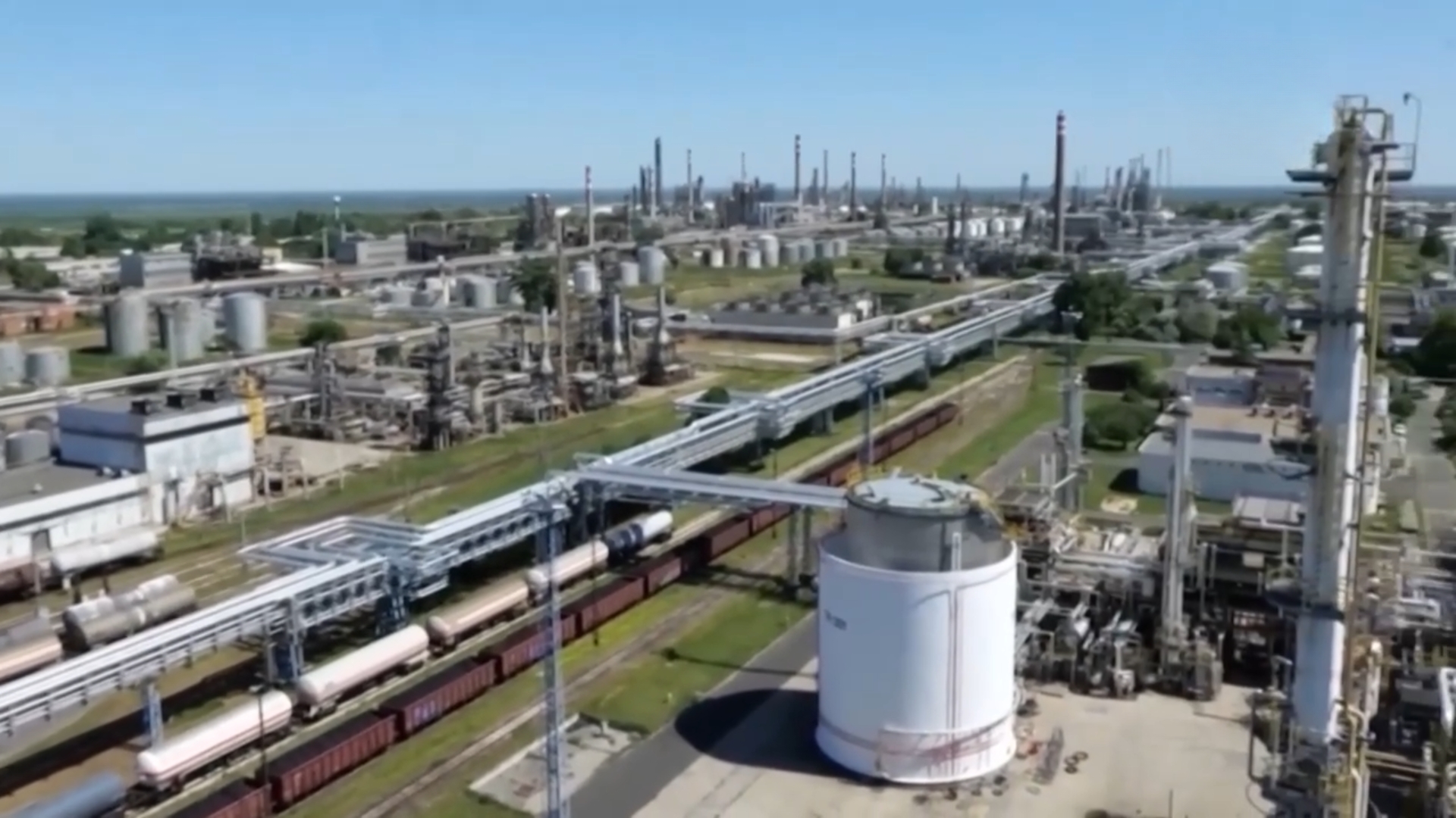 Ukraine thông báo khôi phục đường ống dẫn dầu Druzhba