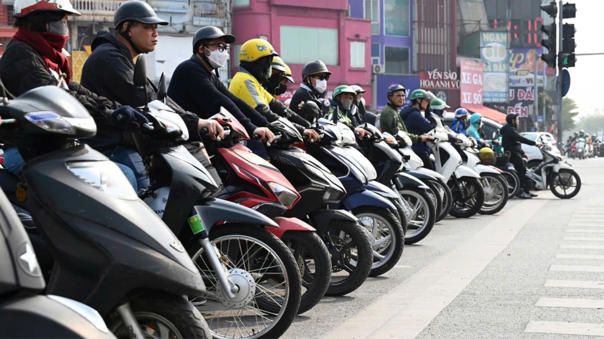 Hà Nội dự kiến hỗ trợ người dân chuyển từ xe xăng sang xe điện