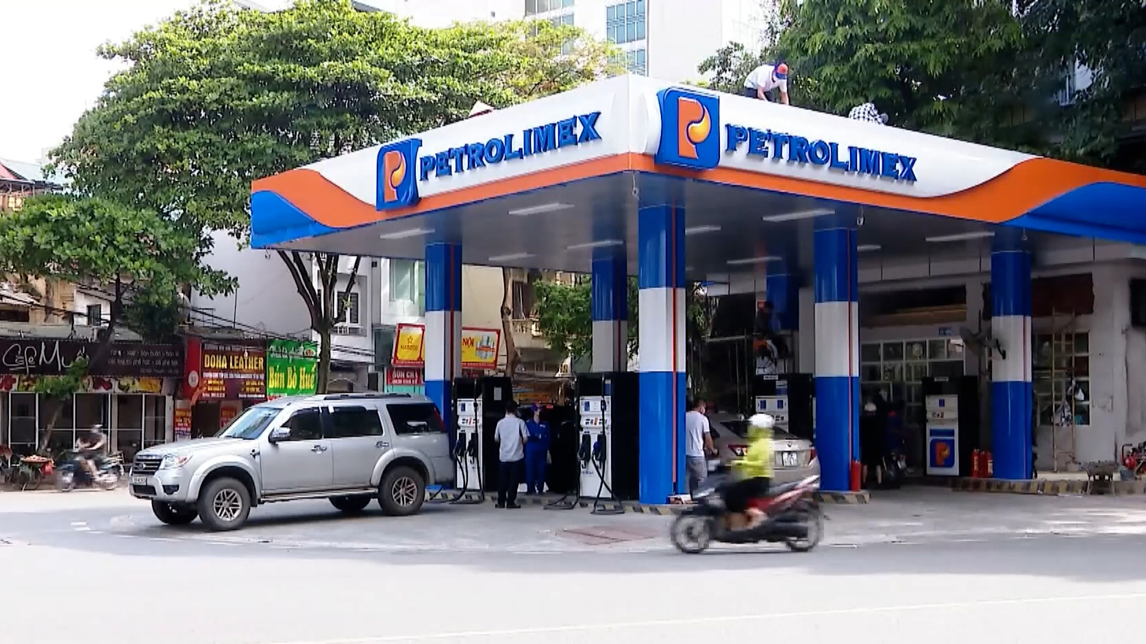 Petrolimex dự kiến lỗ 1.000 tỷ đồng kinh doanh xăng, dầu