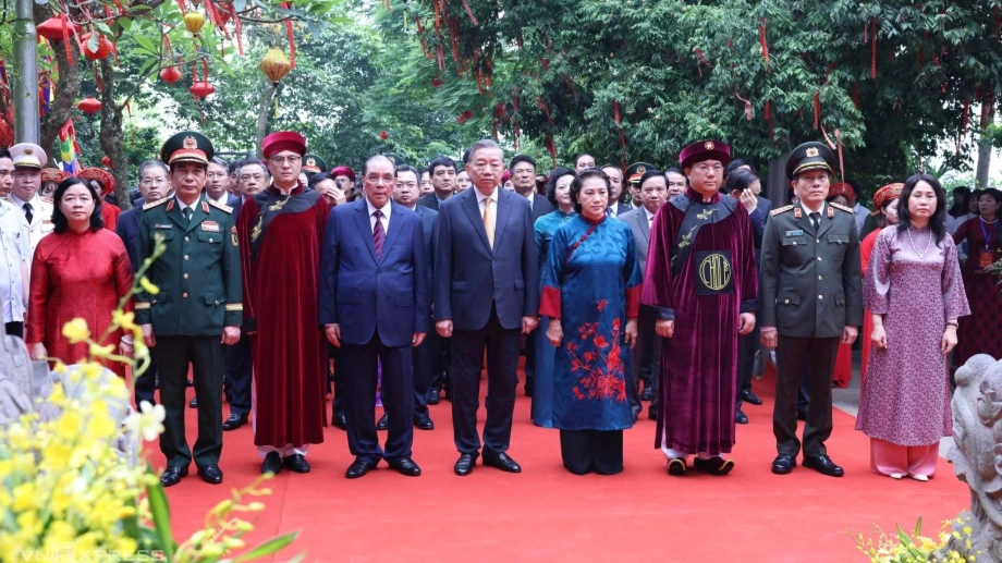 Tổng Bí thư, Chủ tịch nước Tô Lâm dâng hương Giỗ Tổ Hùng Vương