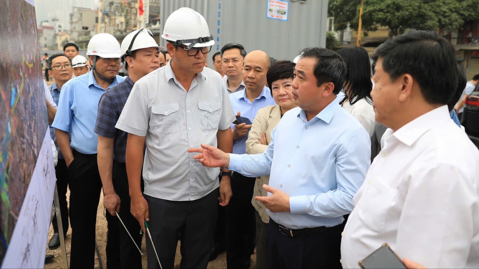 Bí thư Thành ủy Hà Nội kiểm tra tiến độ các dự án nhà tái định cư