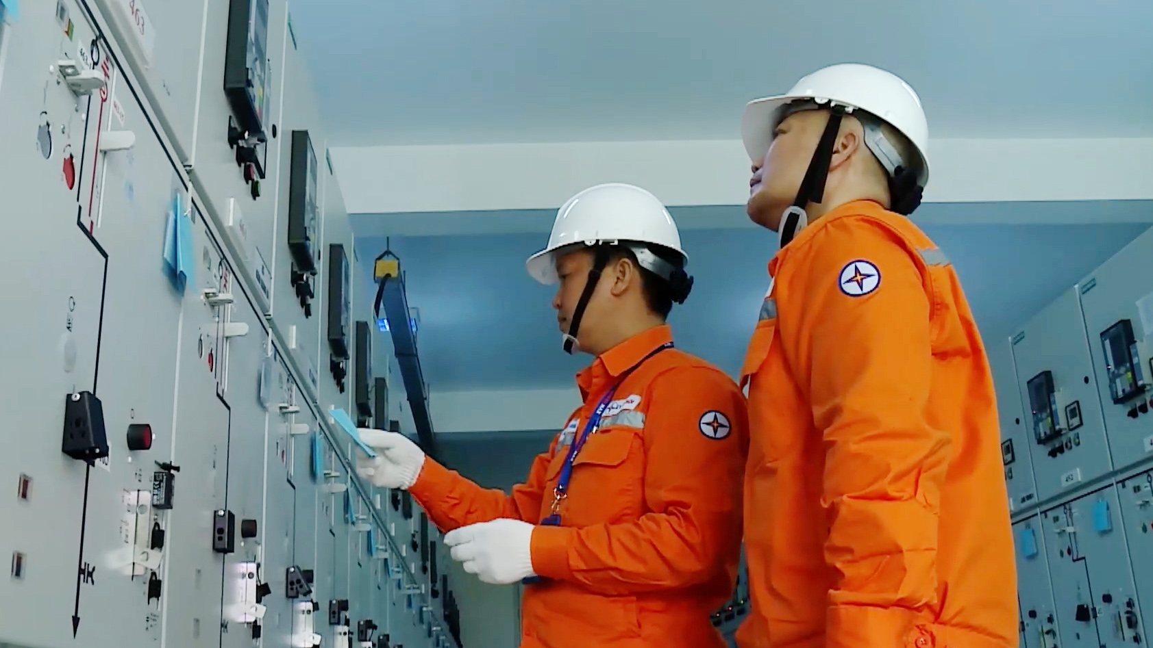 Hà Nội đảm bảo cung cấp điện an toàn, ổn định trong kỳ nghỉ lễ