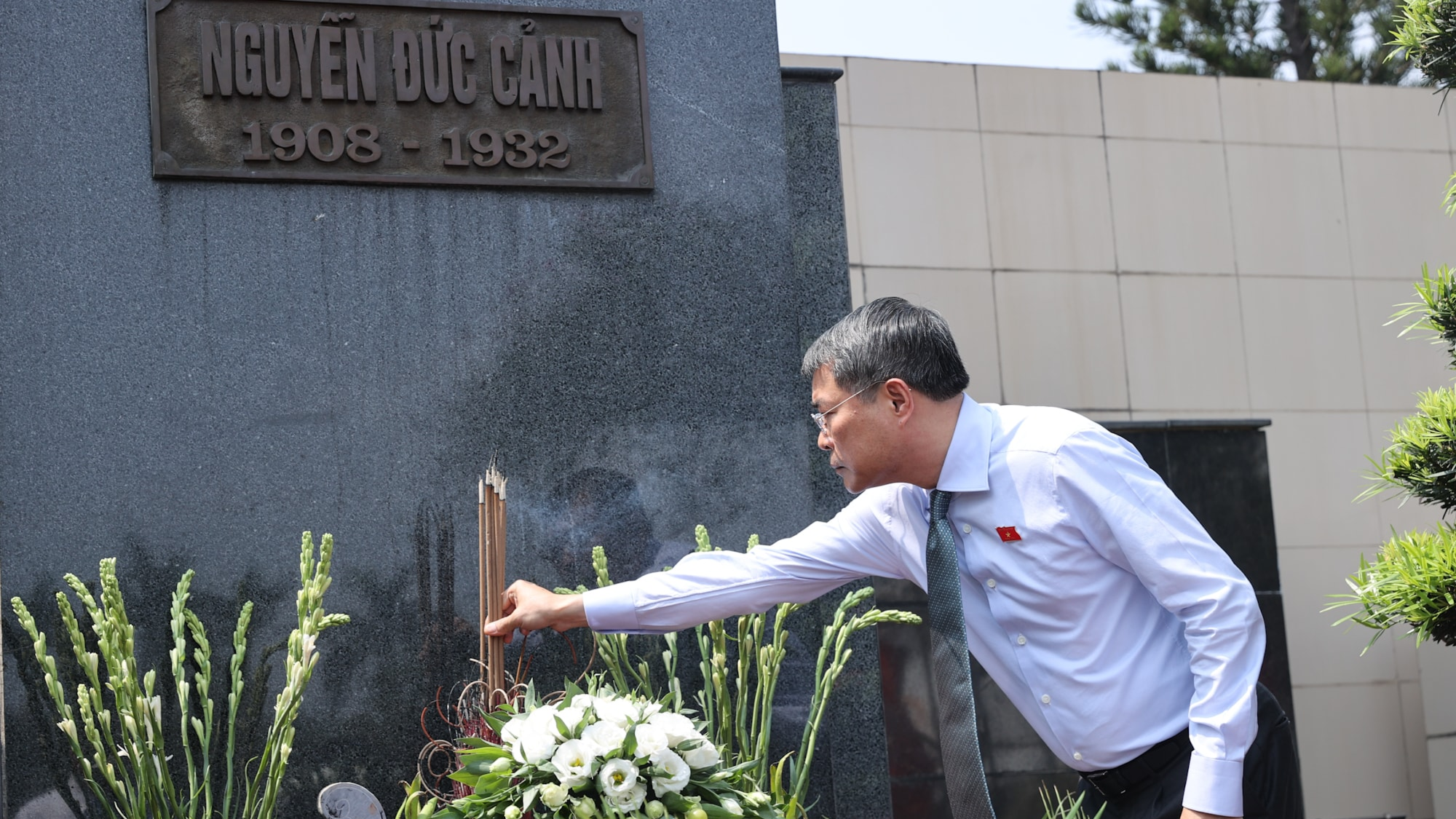 Thủ tướng Lê Minh Hưng tri ân người có công tại Hải Phòng