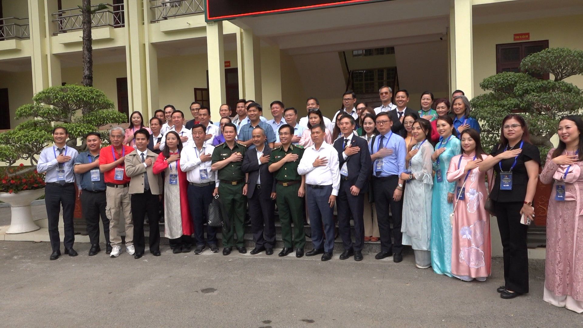 Tổ quốc trong tim kiều bào