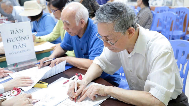 Đối tượng được tăng lương hưu hai lần trong 3 tháng tới