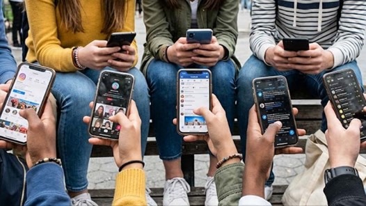 Nhiều nước mạnh tay với mạng xã hội