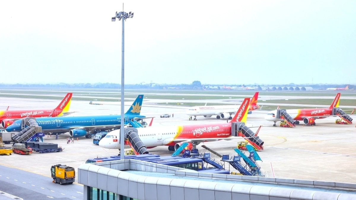 Nghiên cứu phương án tăng giá trần vé máy bay nội địa