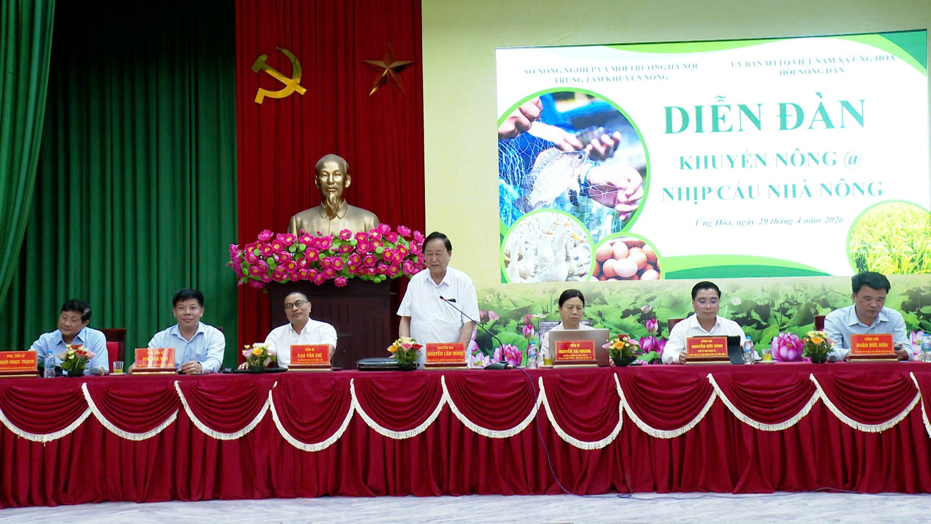 Diễn đàn khuyến nông ‘Nhịp cầu nhà nông’ tại xã Ứng Hòa