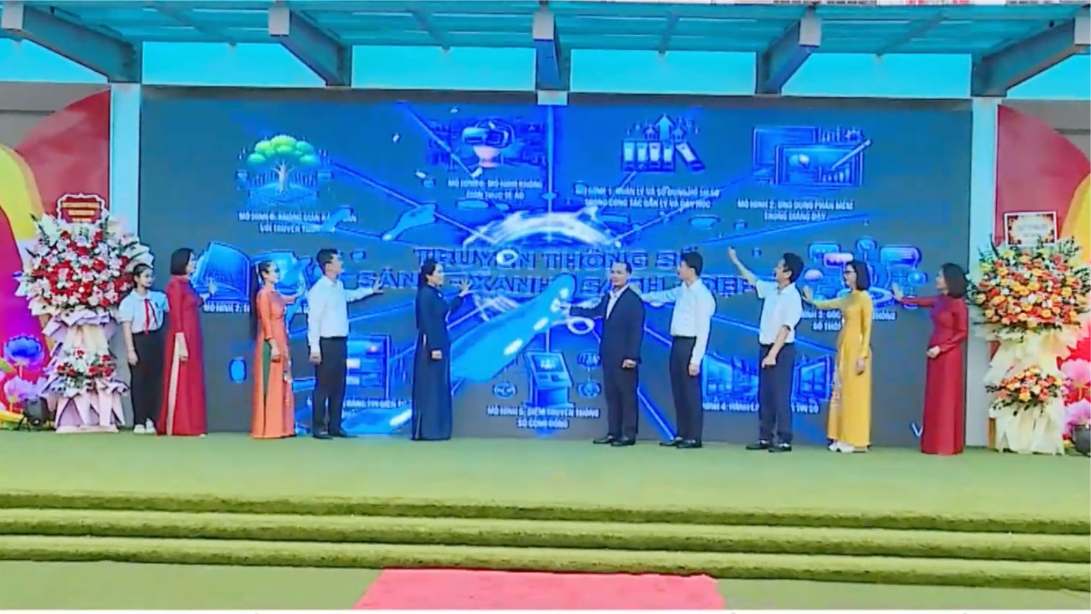 Mô hình truyền thông số học đường