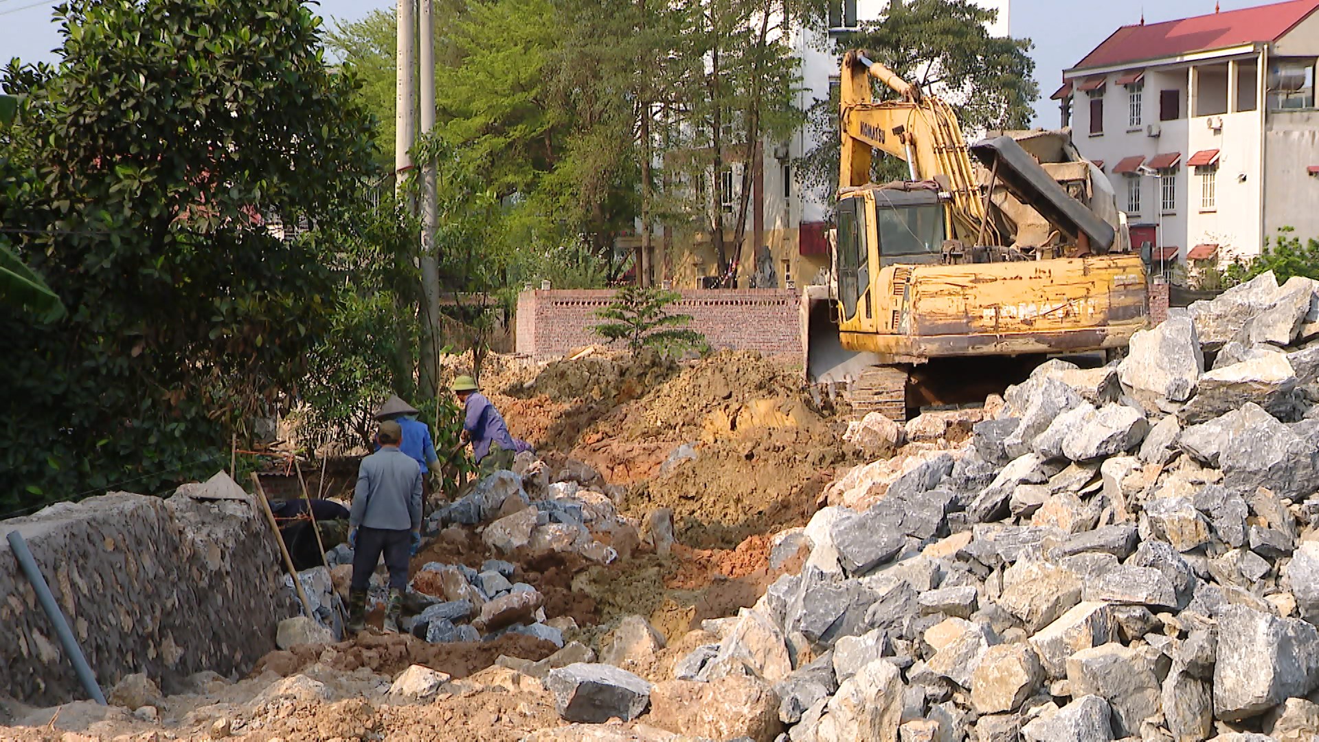 Gỡ vướng mặt bằng cho dự án nghĩa trang 'treo' 15 năm