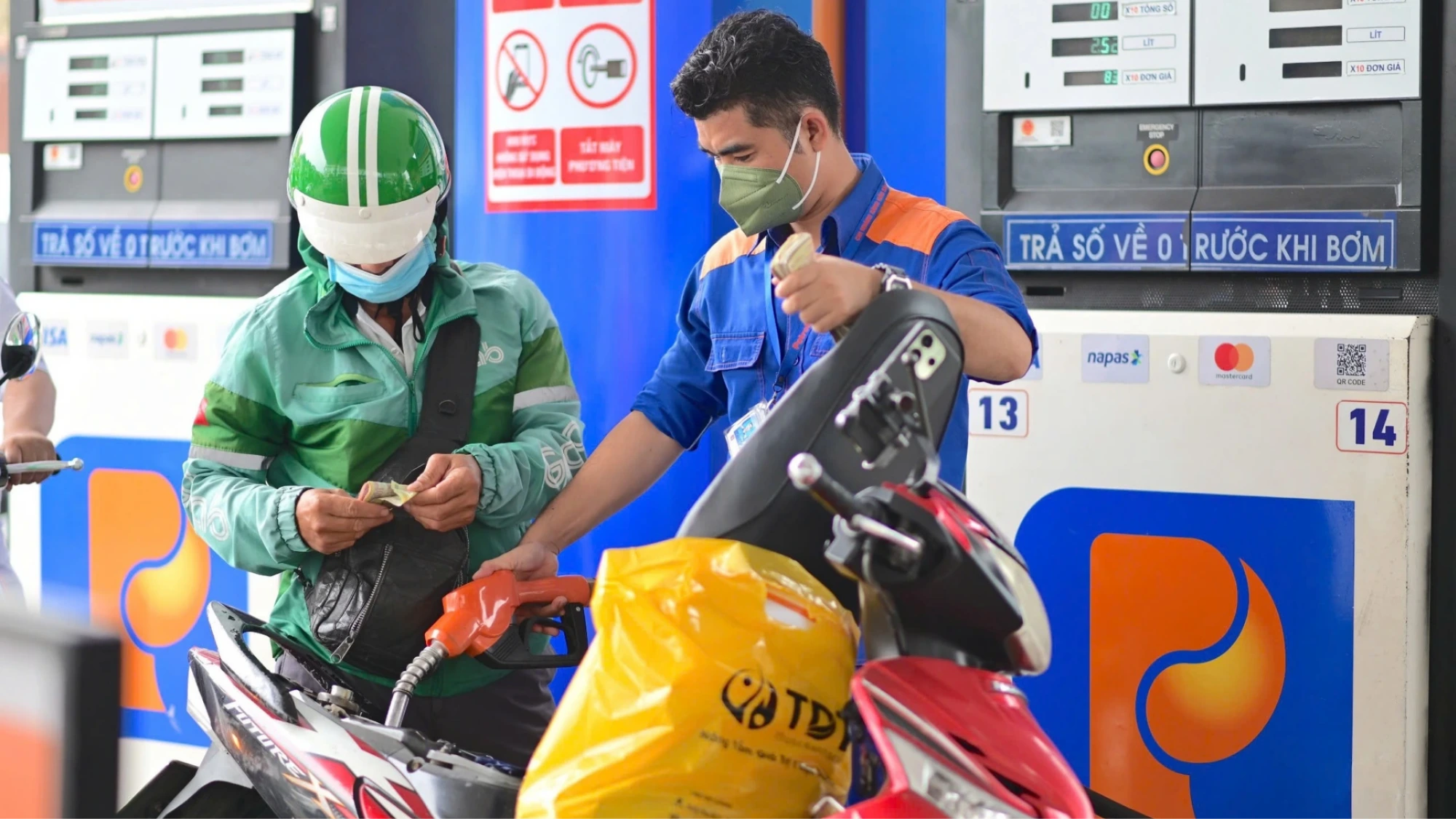 Bộ Công Thương sẽ đảm bảo nguồn cung xăng dầu