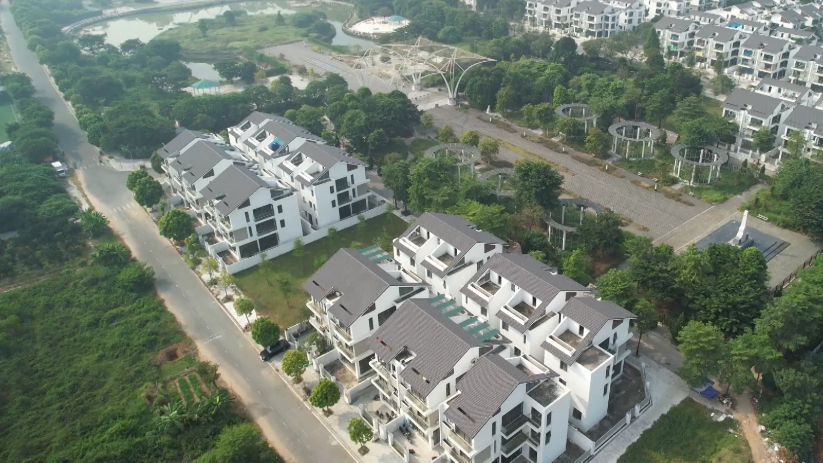 Phát triển hạ tầng gắn với dự án bất động sản