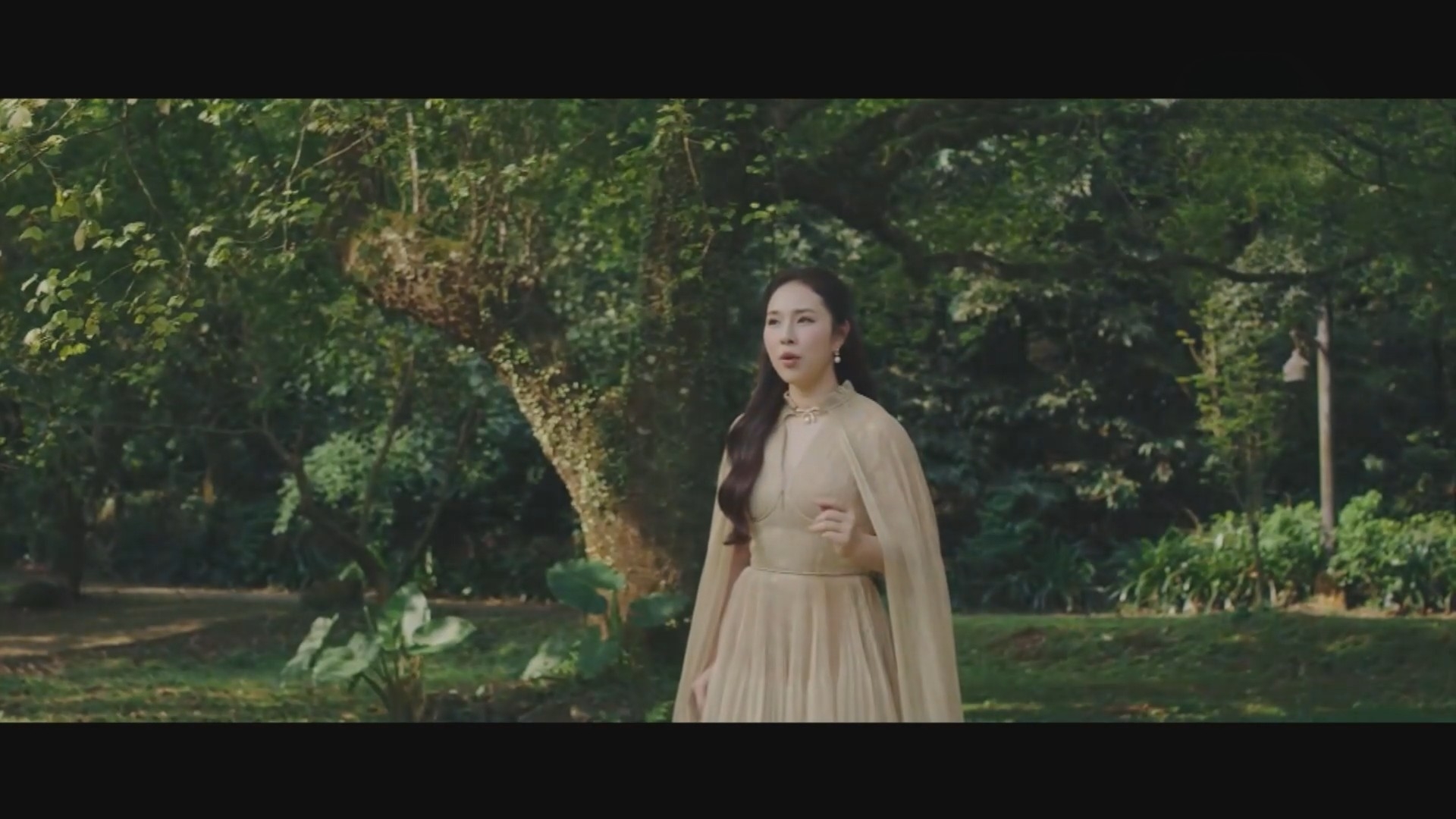 Bảo Trâm trở lại với sản phẩm âm nhạc mang màu sắc nội tâm