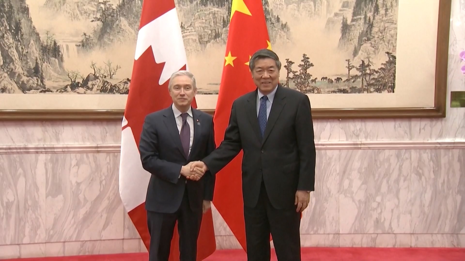 Trung Quốc, Canada tổ chức đối thoại kinh tế và tài chính