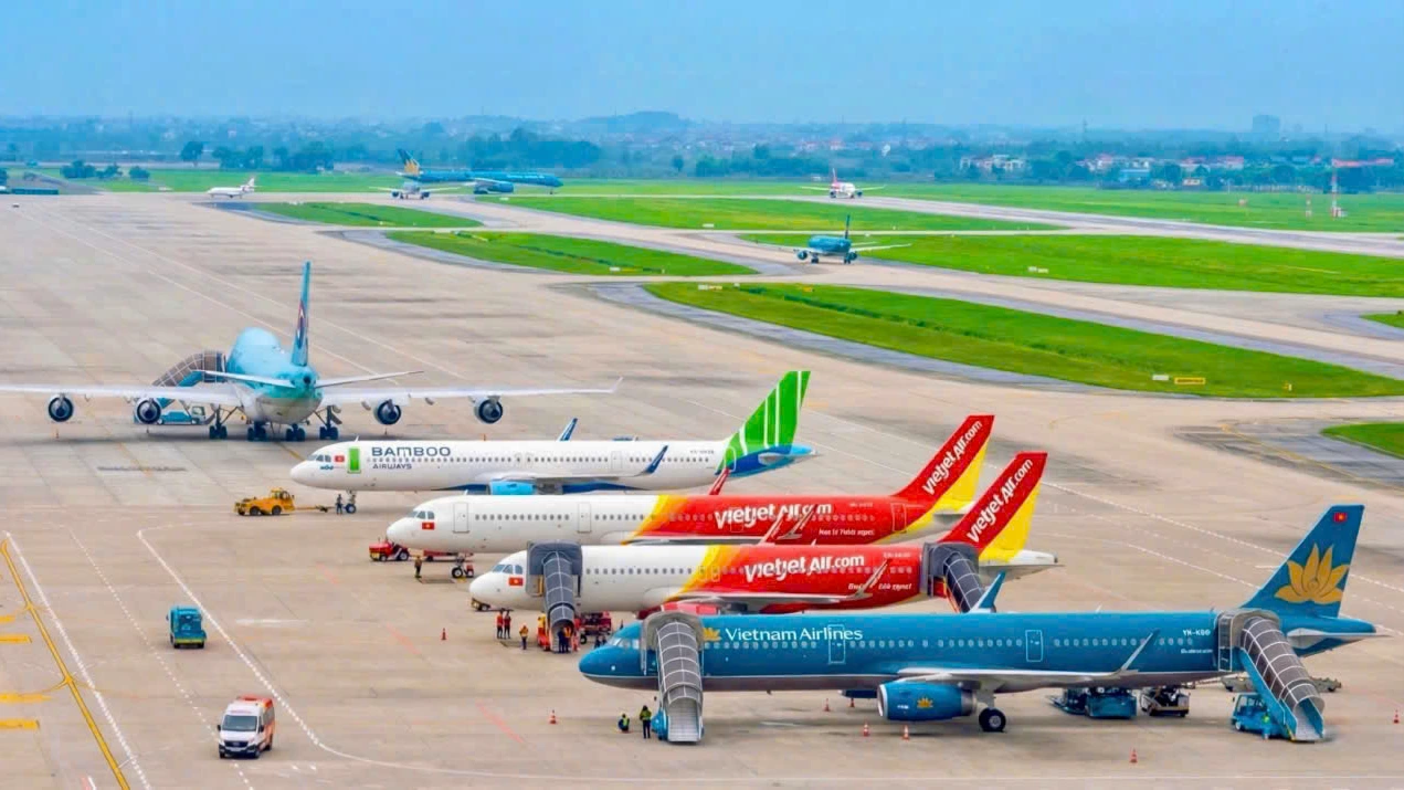 Hỗ trợ hành khách khi hãng bay cắt giảm, tạm dừng bay