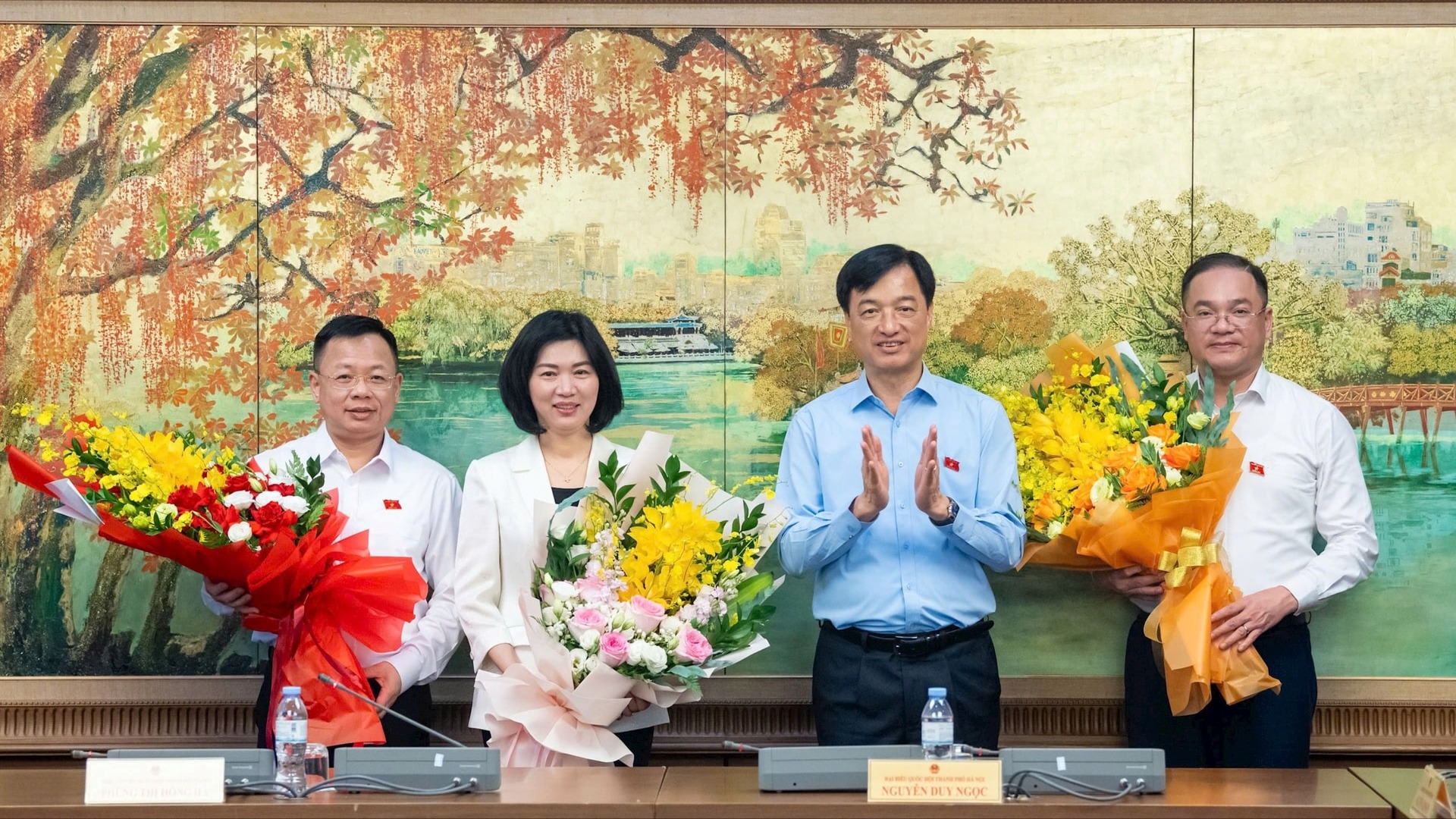 Đoàn ĐBQH Hà Nội bầu Phó trưởng Đoàn và đại biểu Quốc hội chuyên trách