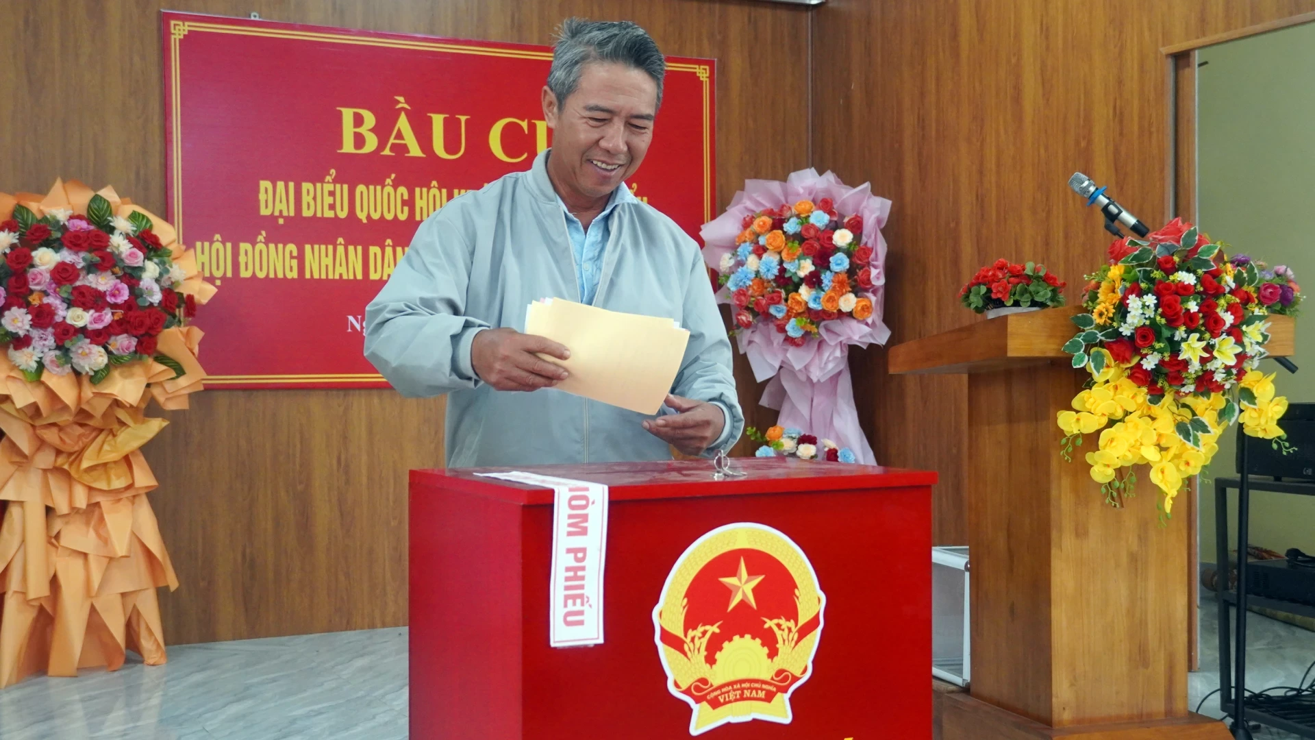 Người dân đặt niềm tin vào những đại biểu Quốc hội, HĐND nhiệm kỳ mới